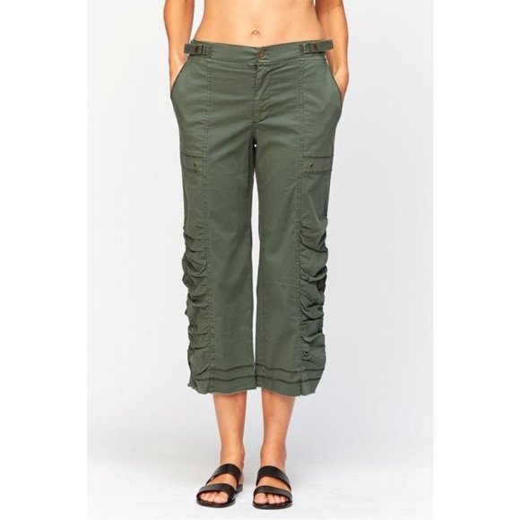 XCVI Cropped Pants Black Women’s Size Small NWT $125 Cotton/Spandex Blend - Picture 3 of 9